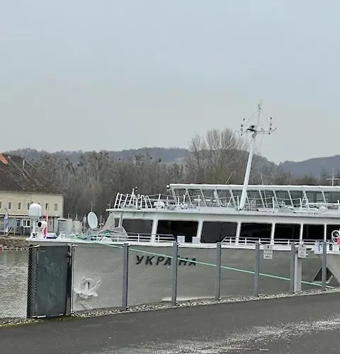 Lägenhet Gemuetliche An Der Donau - Barrierefrei Linz