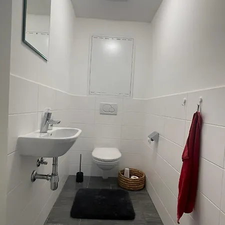 Gemuetliche An Der Donau - Barrierefrei Apartment